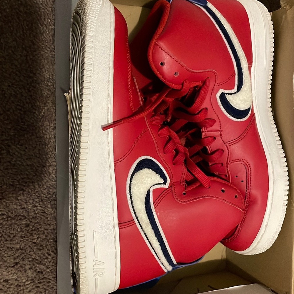 2018 Air Force 1 High '07 LV8 'Red' used